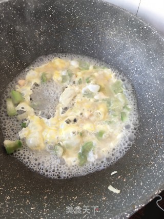 鲜贝鸡蛋丝瓜汤的做法步骤：13