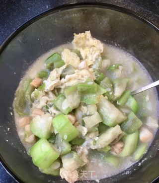 鲜贝鸡蛋丝瓜汤的做法步骤：14