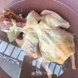 木耳竹荪鸽子汤的做法步骤：4