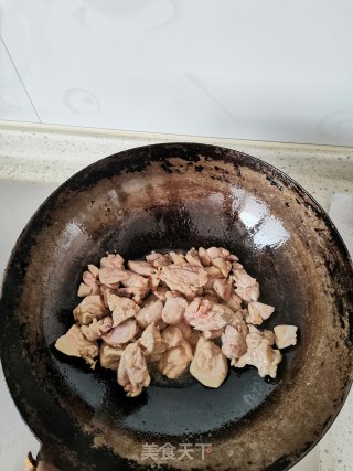 杂蔬焖鸡的做法步骤：6