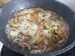 酸辣汤的做法步骤：8