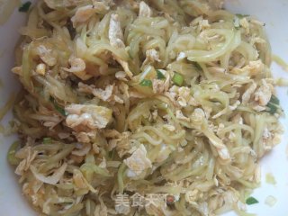 西葫芦馅饺子的做法步骤：11