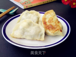 粉条韭菜馅煎饺的做法步骤：12