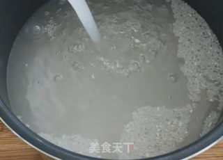 芋头焖饭的做法步骤：1
