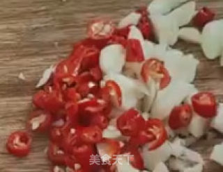 翡翠苦瓜的做法步骤：2