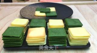 巧克力夹心薄饼又称“白色恋人”，入口酥脆，满满甜蜜。的做法步骤：13