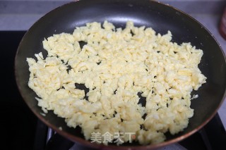 鸡蛋圆白菜褐麦饺子的做法步骤：5