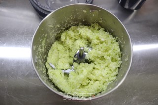 鸡蛋圆白菜褐麦饺子的做法步骤：6
