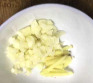 茶树菇炒肉的做法步骤：2