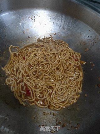 荷包蛋焖面的做法步骤：4
