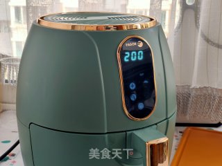 快手香肠酥的做法步骤：7