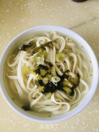 芹菜浆水面的做法步骤：8