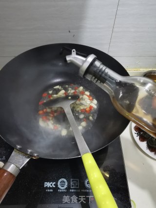 凉拌皮蛋的做法步骤：4