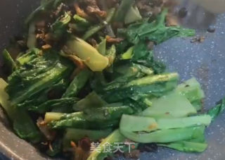豆豉鲮鱼油麦菜的做法步骤：6