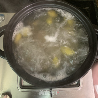 青橄榄煲筒骨鲍鱼的做法步骤：6