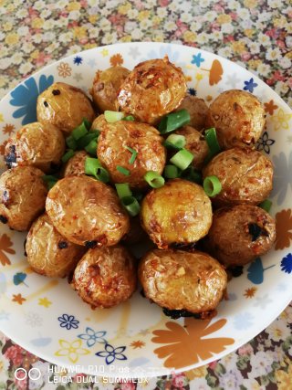 蒜香小土豆的做法步骤：5