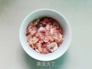 酸青瓜鸡肉拌杏鲍菇的做法步骤：2