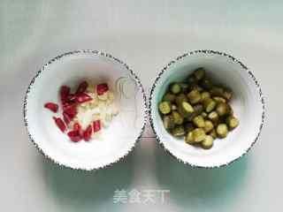 酸青瓜鸡肉拌杏鲍菇的做法步骤：4