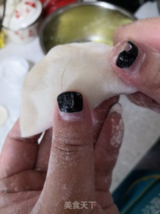 西葫芦虾仁水饺的做法步骤：15