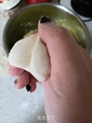 西葫芦虾仁水饺的做法步骤：17