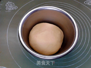 葱香奶油牛肉热狗肠面包的做法步骤：6