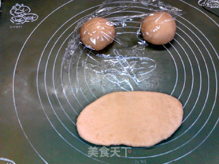 葱香奶油牛肉热狗肠面包的做法步骤：9