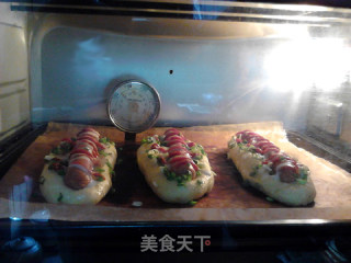 葱香奶油牛肉热狗肠面包的做法步骤：16