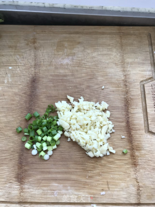凉拌手撕鸡的做法步骤：4