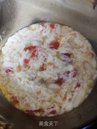 西红柿鸡蛋剪刀面的做法步骤：8