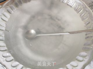 红糖冰粉的做法步骤：2
