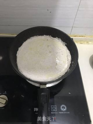 洋葱炒山粉圆子的做法步骤：3