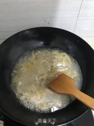 榨菜肉丝汤的做法步骤：3