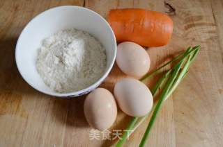 鸡蛋胡萝卜饼的做法步骤：1