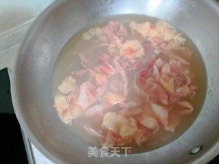 肥牛饭的做法步骤：1