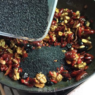 固元阿胶糕的做法步骤：8