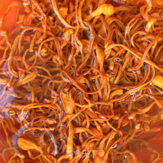 榛蘑虫草花炖鸽子的做法步骤：4