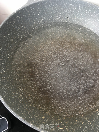 榛蘑虫草花炖鸽子的做法步骤：9