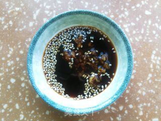酸辣芦笋拌虾仁的做法步骤：5
