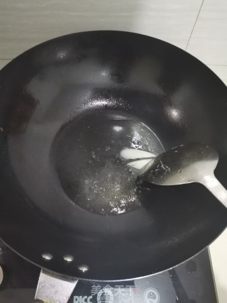 番茄鸡蛋豆腐汤的做法步骤：2