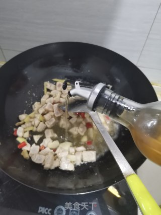 宫保鸡丁的做法步骤：4