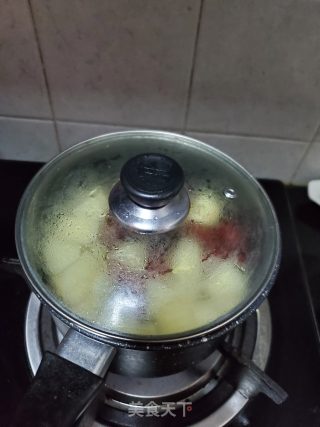 苹果黑糖姜枣茶的做法步骤：3