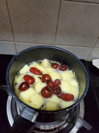 苹果黑糖姜枣茶的做法步骤：4