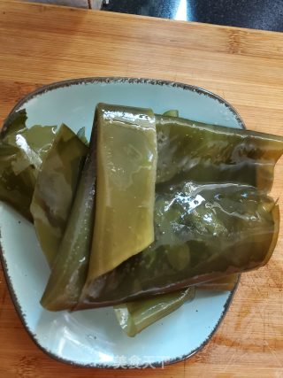 凉拌海带丝的做法步骤：1