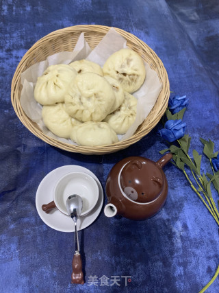 多汁美味的肉包子的做法步骤：9