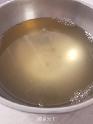 银耳百合莲子茶的做法步骤：4