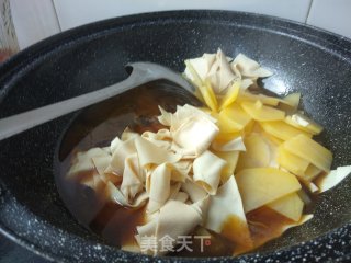 尖椒干豆腐土豆片的做法步骤：5
