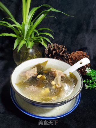 护心肉煲海带黄豆汤的做法步骤：9