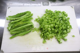 猪肉苦瓜饺子的做法步骤：4