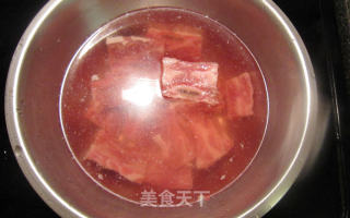 粤式洋葱牛小排的做法步骤：1