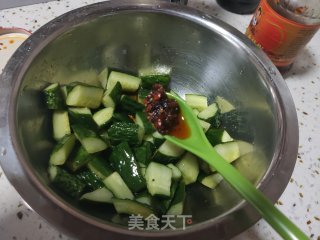 辣油拌黄瓜的做法步骤：4